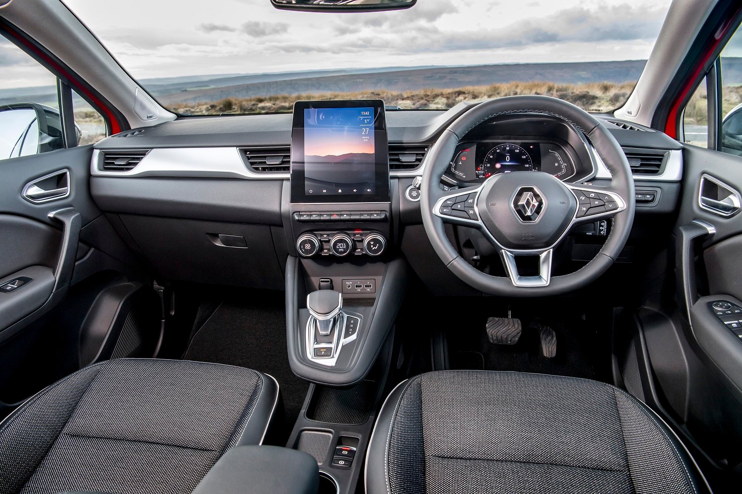 Long delayed new Renault Captur finally priced