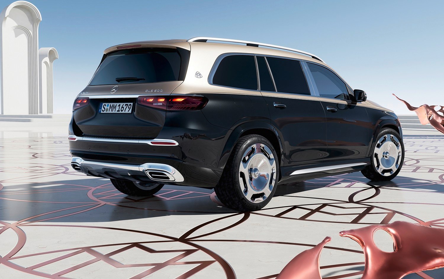 Opulent facelift Mercedes-Maybach GLS 600 uncovered