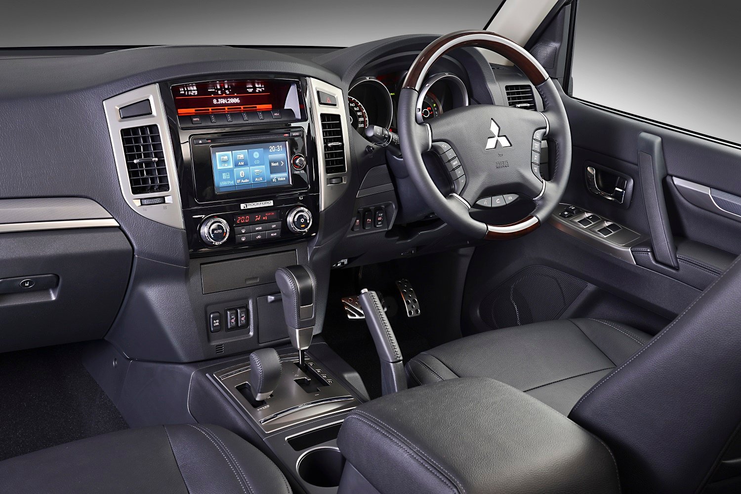 Mitsubishi still keen on a Pajero revival