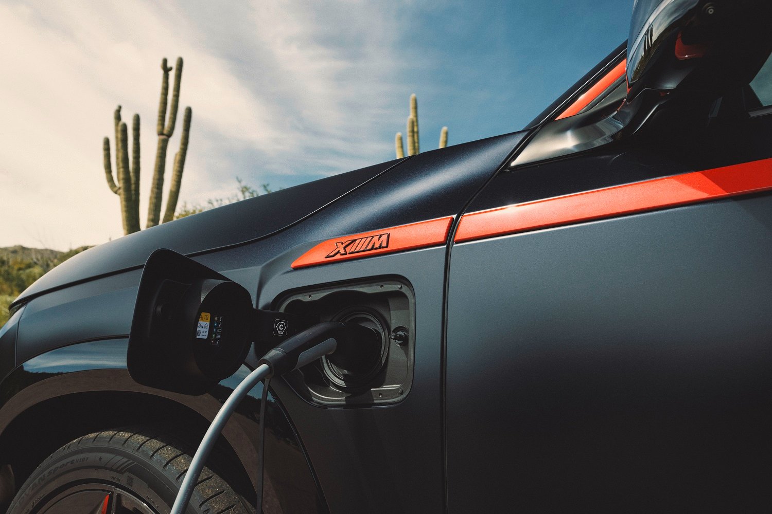 BMW officially reveals XM Red Label