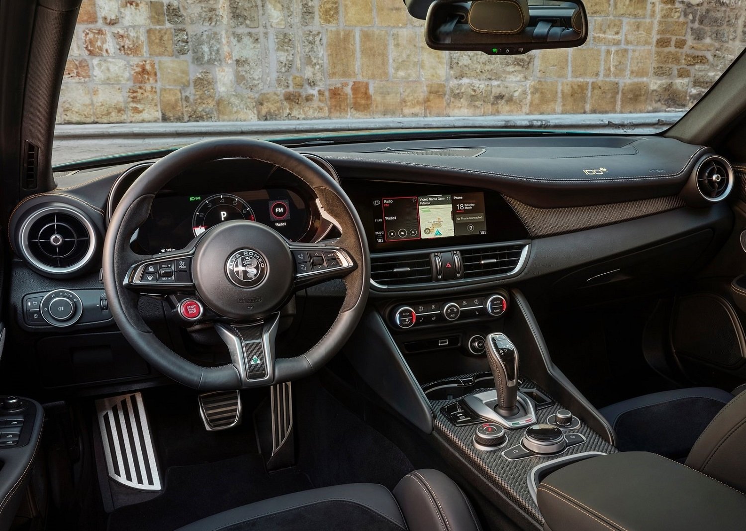 Alfa Romeo reveals facelift Giulia QV