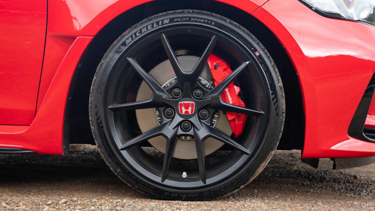 Did the Honda Civic Type R cheat its Nurburgring lap record?