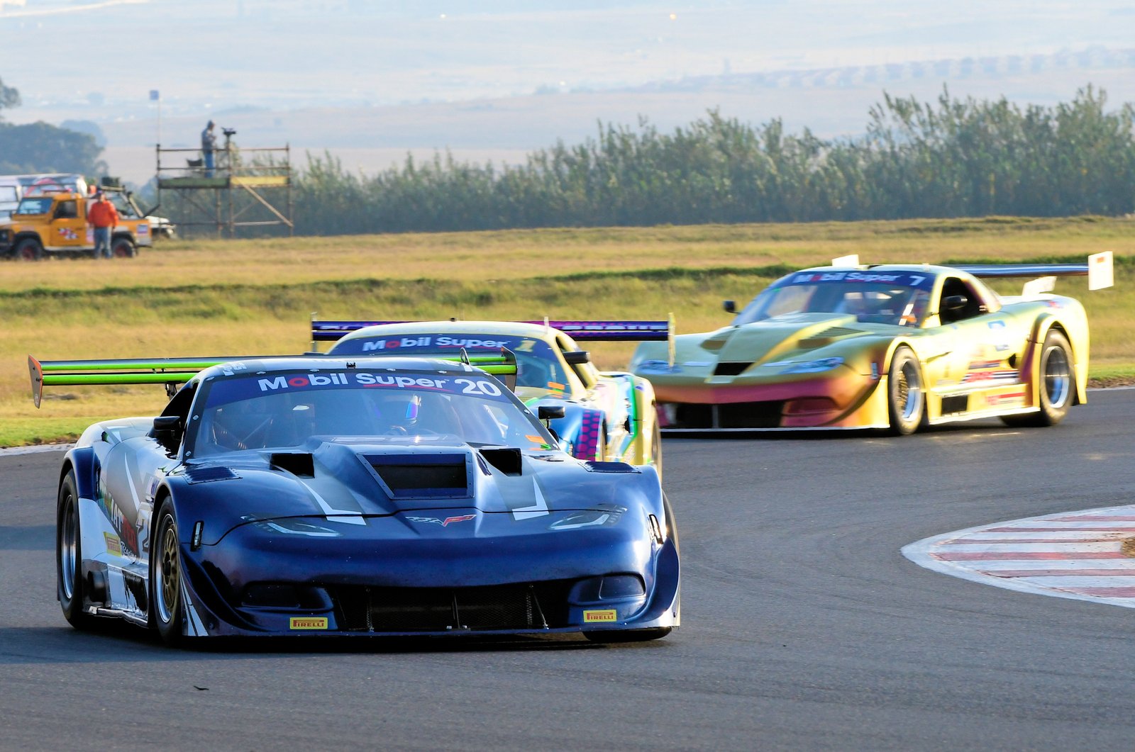 VW Challenge Familiaris V8