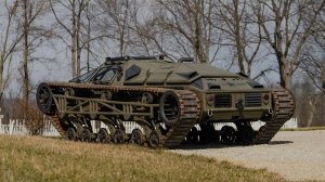 A rear 3/4 view of the 2009 Howe & Howe Ripsaw