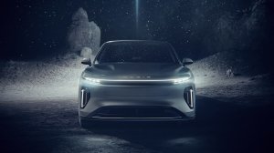 The Lucid Gravity SUV from the front