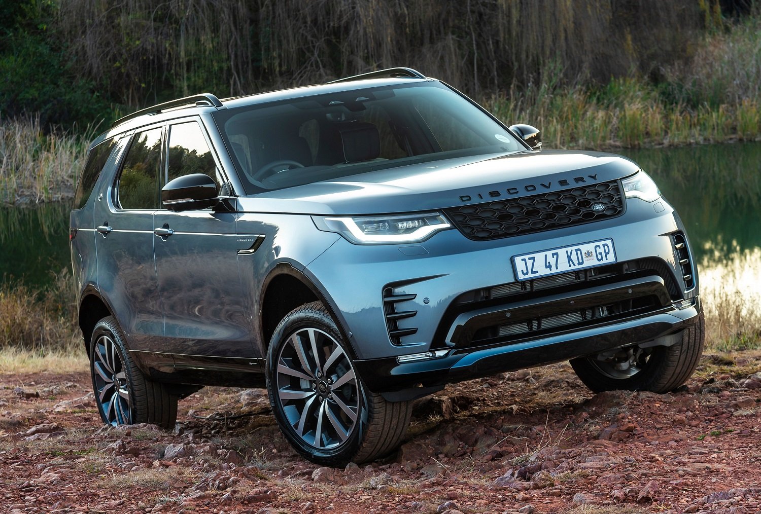 Land Rover name set to be dropped for good