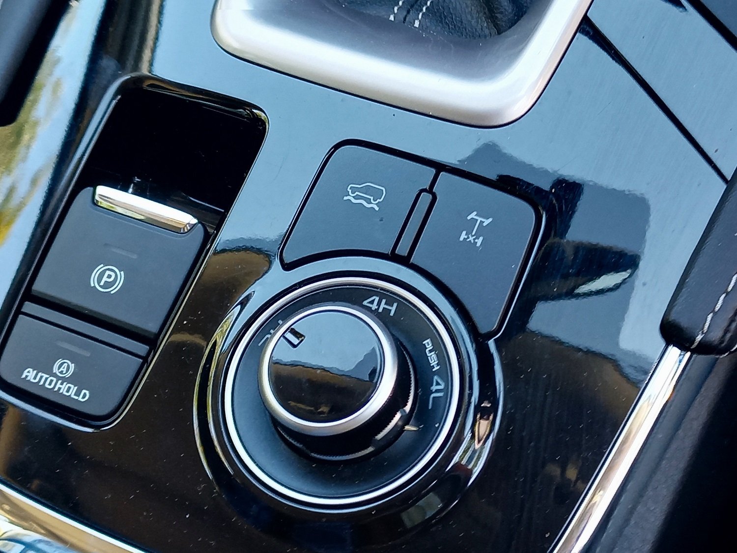 Isuzu prices facelift MU-X in South Africa