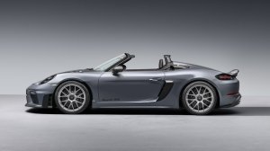 The 2024 Porsche 718 Spyder RS from the side