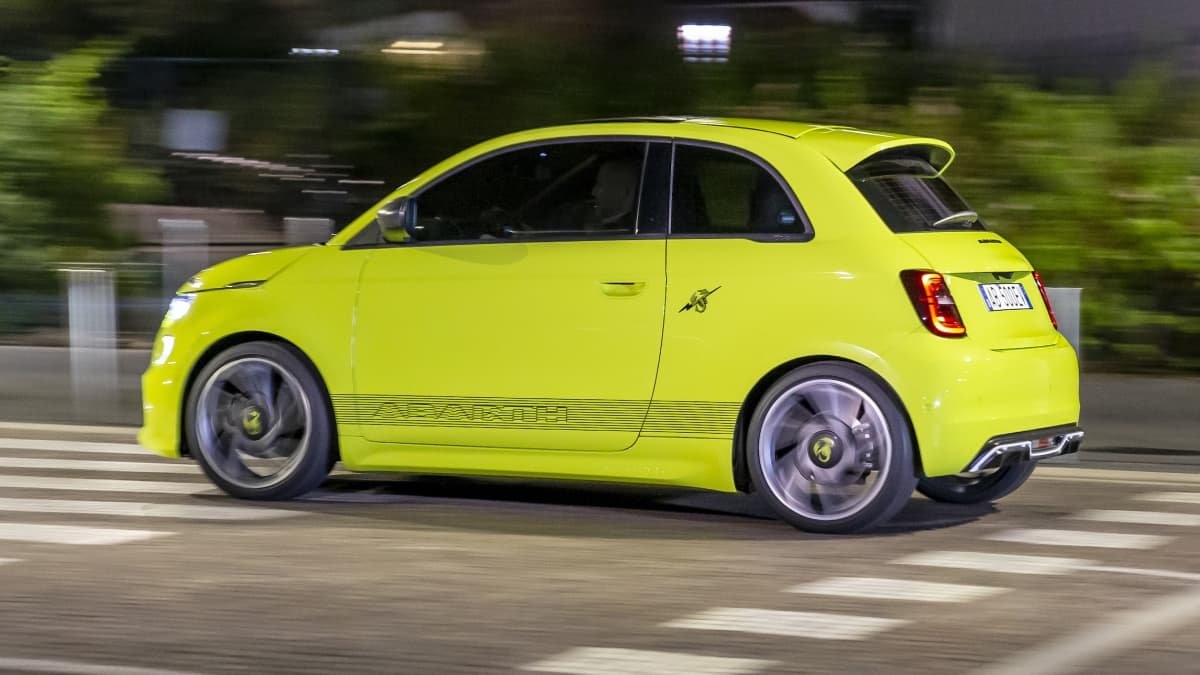 2023 Abarth 500e electric hot hatch price revealed for the UK, Australia to follow