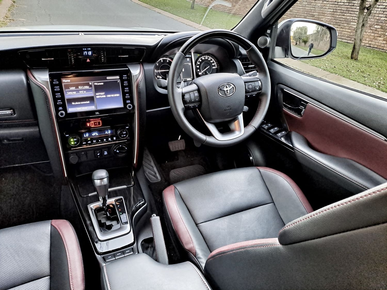 Toyota Fortuner cabin
