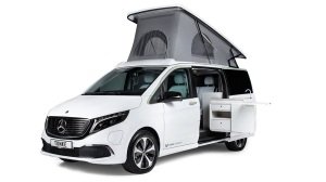 The Tonke Mercedes-Benz EQV Touring with its pop-up tent opened