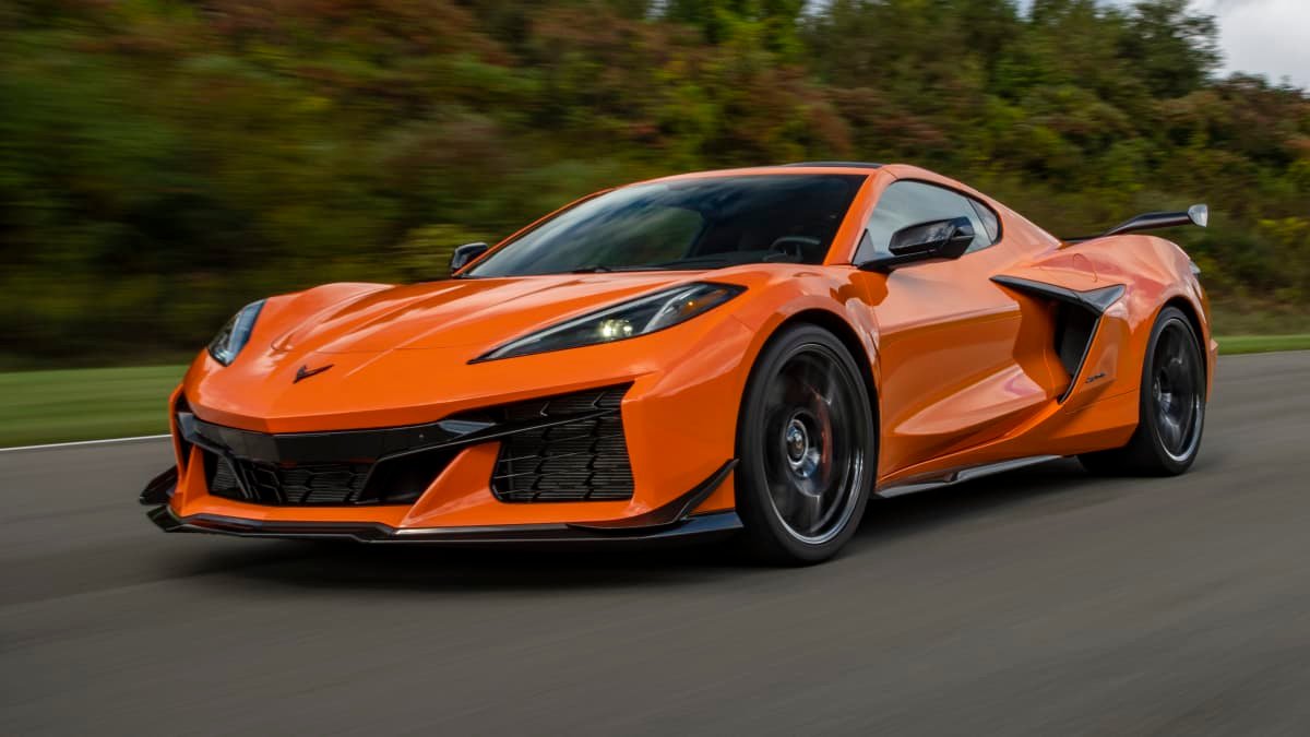 2024 Chevrolet Corvette ZR1 caught on camera