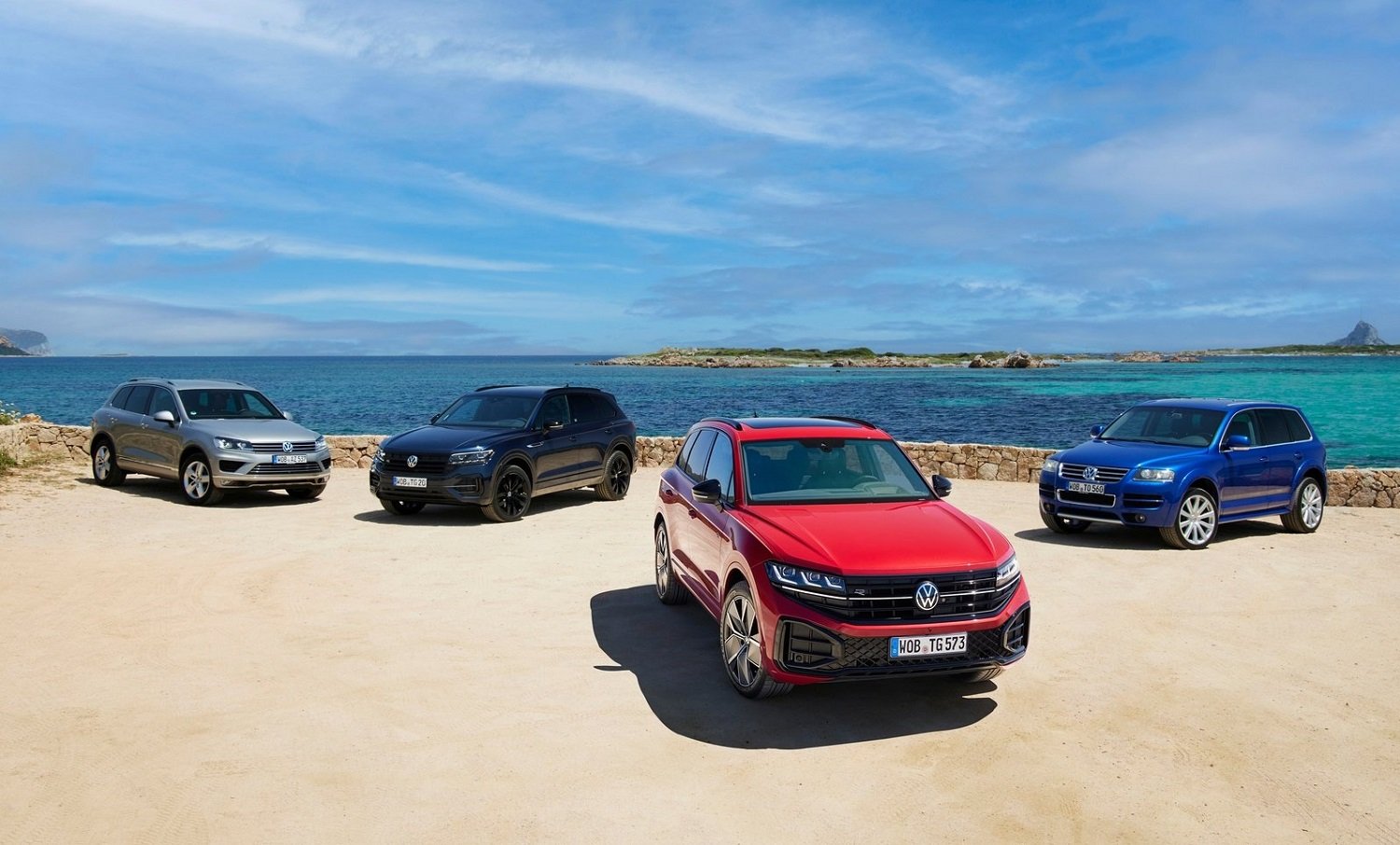 Volkswagen finally debuts updated Touareg