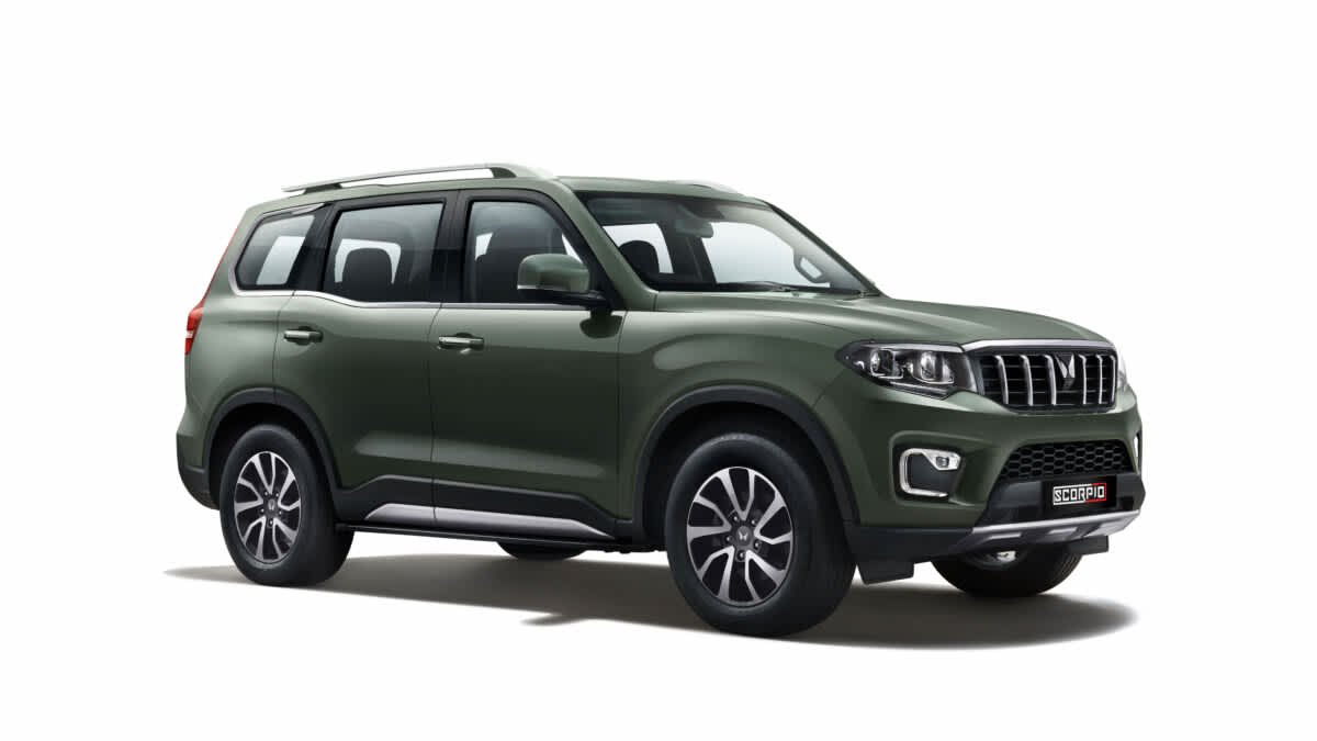 New Mahindra dual-cab ute in development