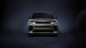 The 2024 Range Rover Sport SV from the front
