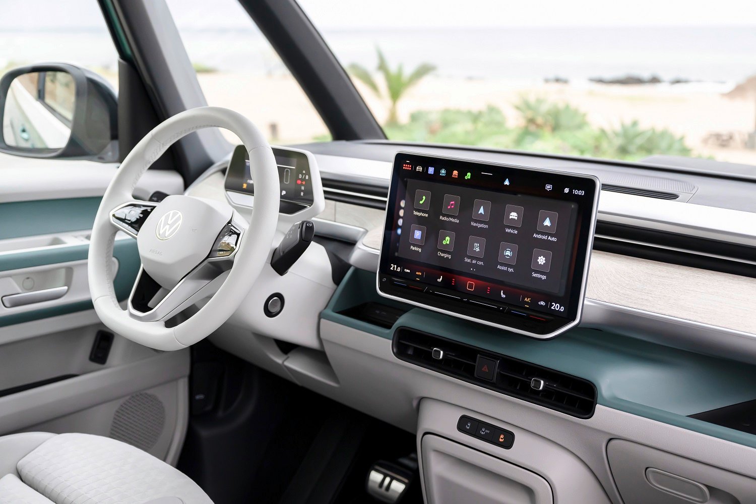 Volkswagen debuts ID. Buzz LWB