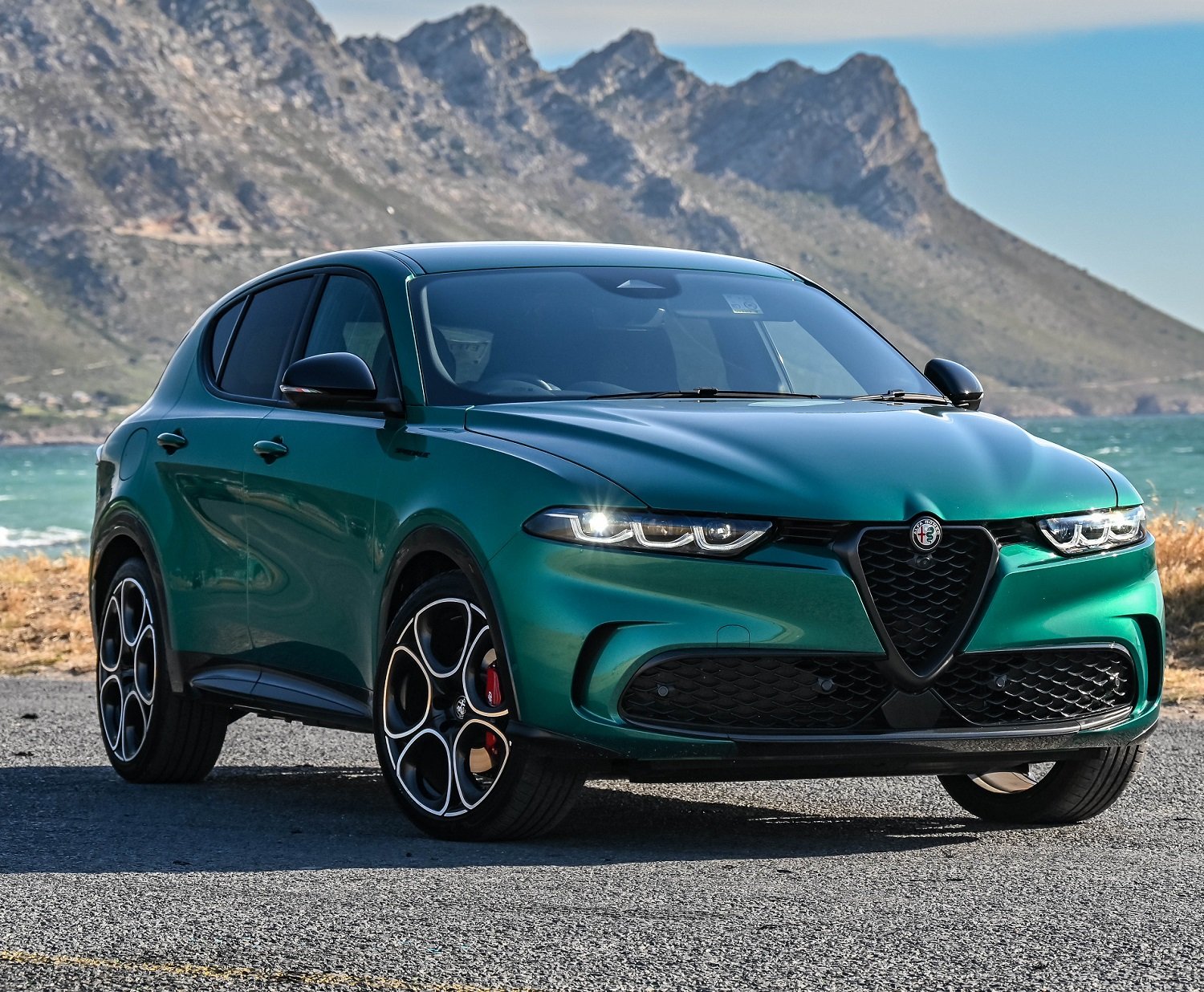 Alfa Romeo want the public to name its next SUV