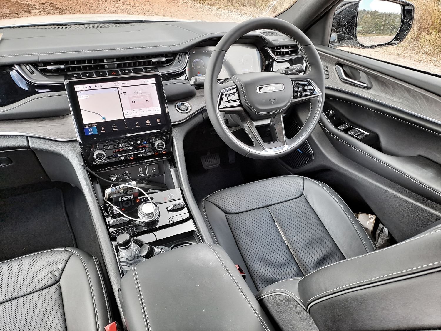 Jeep Grand Cherokee interior