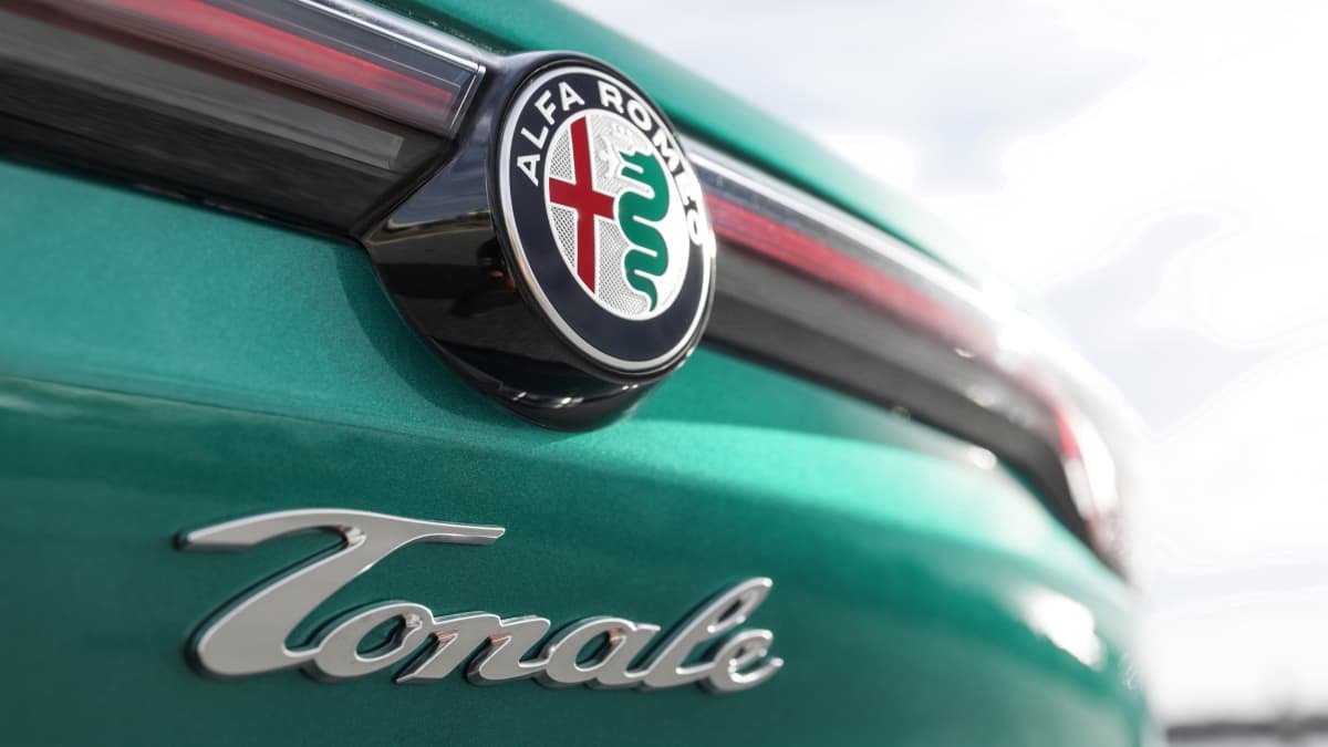 Alfa Romeo Tonale 1.5L SUV FWD Hybrid 2023