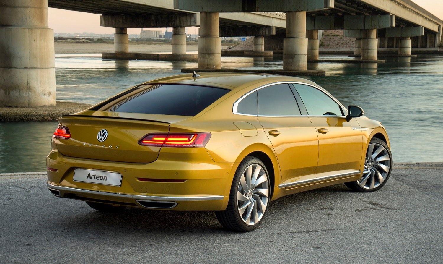 Volkswagen says goodbye to Arteon