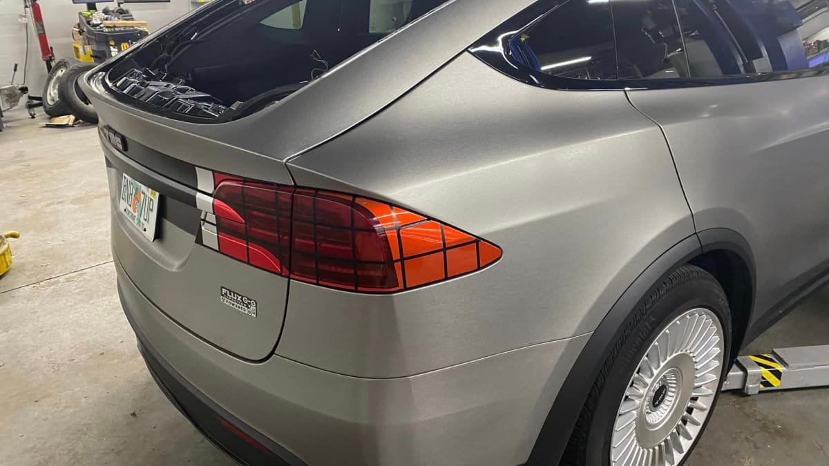 US man builds Tesla Model X-based ‘Back to the Future’ DeLorean tribute