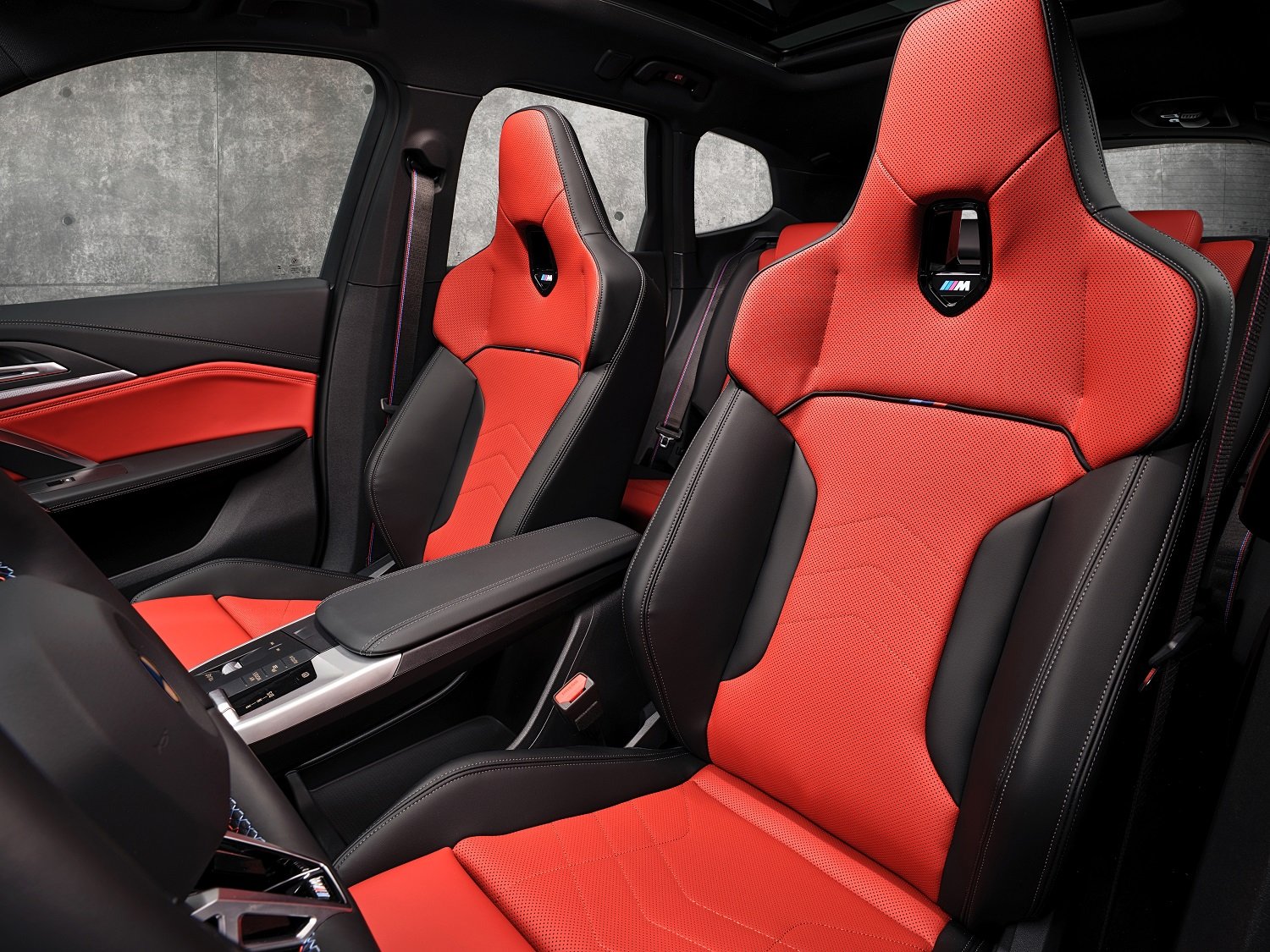 Fired-up new BMW X1 M35i revealed