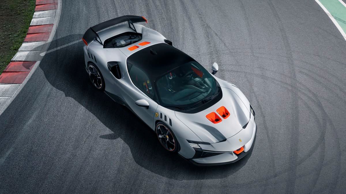 2024 Ferrari SF90 XX unveiled