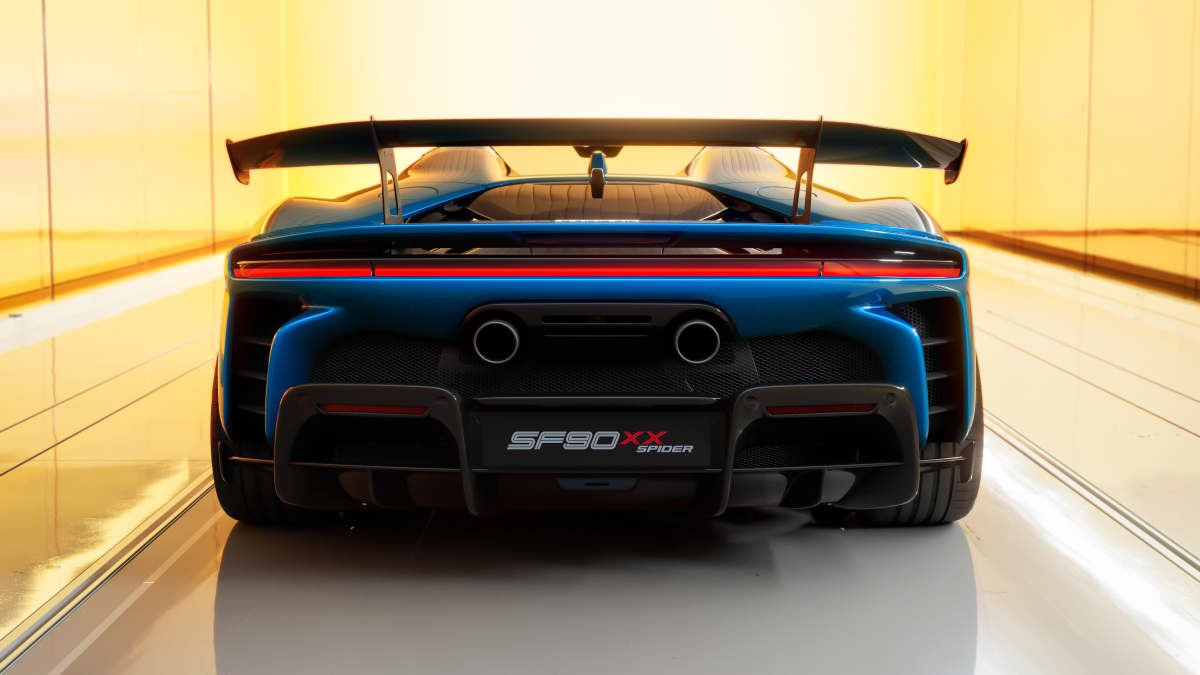 2024 Ferrari SF90 XX unveiled