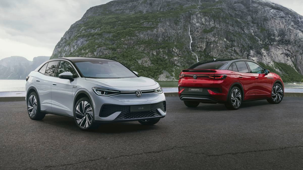 Electric-car market is “overheating” says top Volkswagen executive