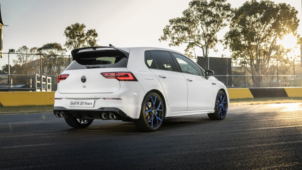 Volkswagen Golf 20 Years 2.0L Hatchback 4WD 2023