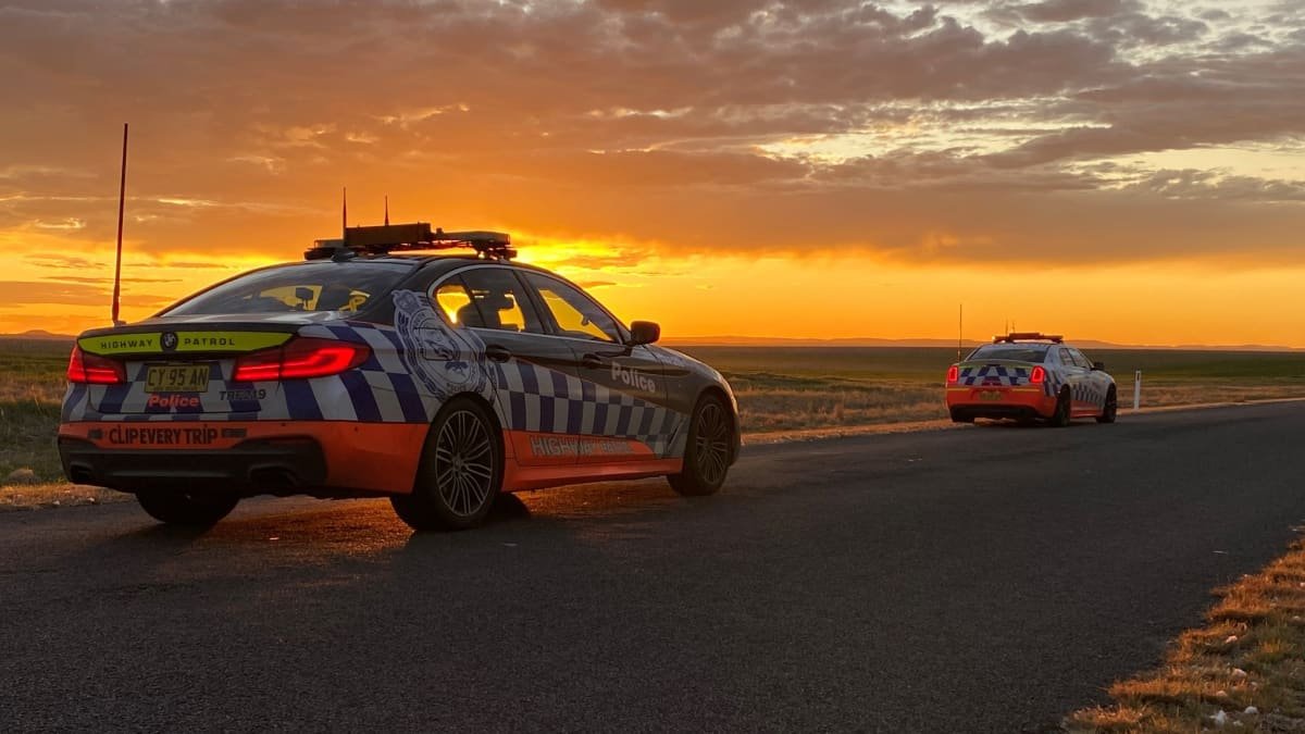 NSW speed cameras catching drivers not paying attention, as warning signs reintroduced