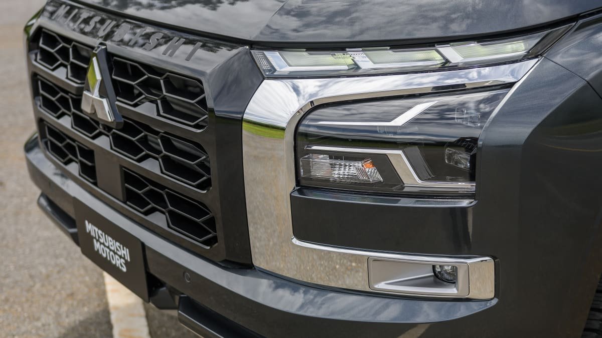 Mitsubishi Triton hybrid in “advanced development”, electric or plug-in hybrid version due later