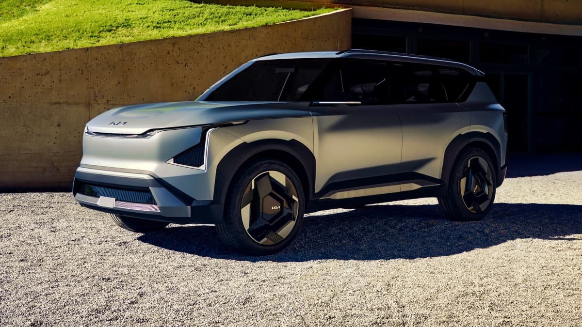 Kia EV5 electric SUV to be revealed this month – report