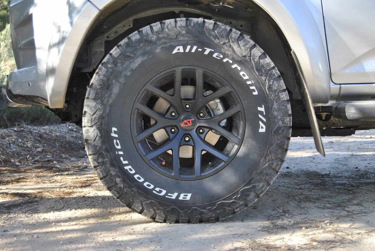 Isuzu D-Max AT35 driven