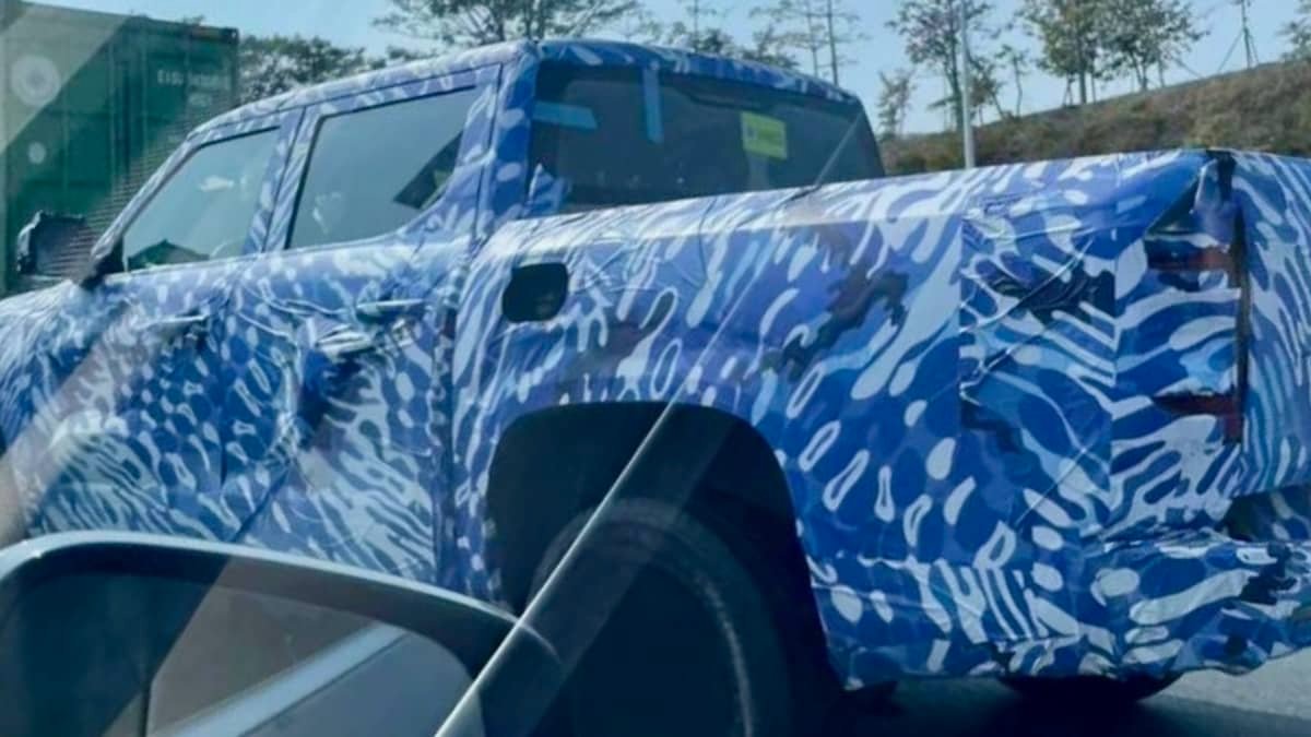 BYD ute may be hybrid before electric in Australia