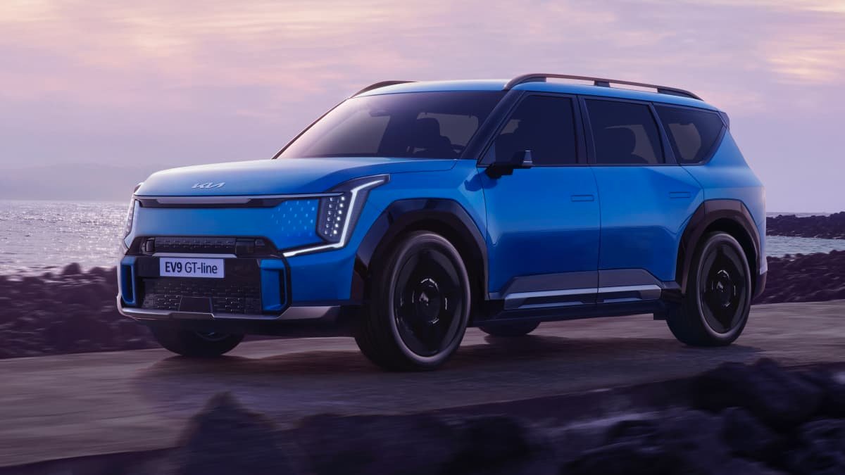 2023 Kia EV9 electric SUV ramps up orders, long wait times expected