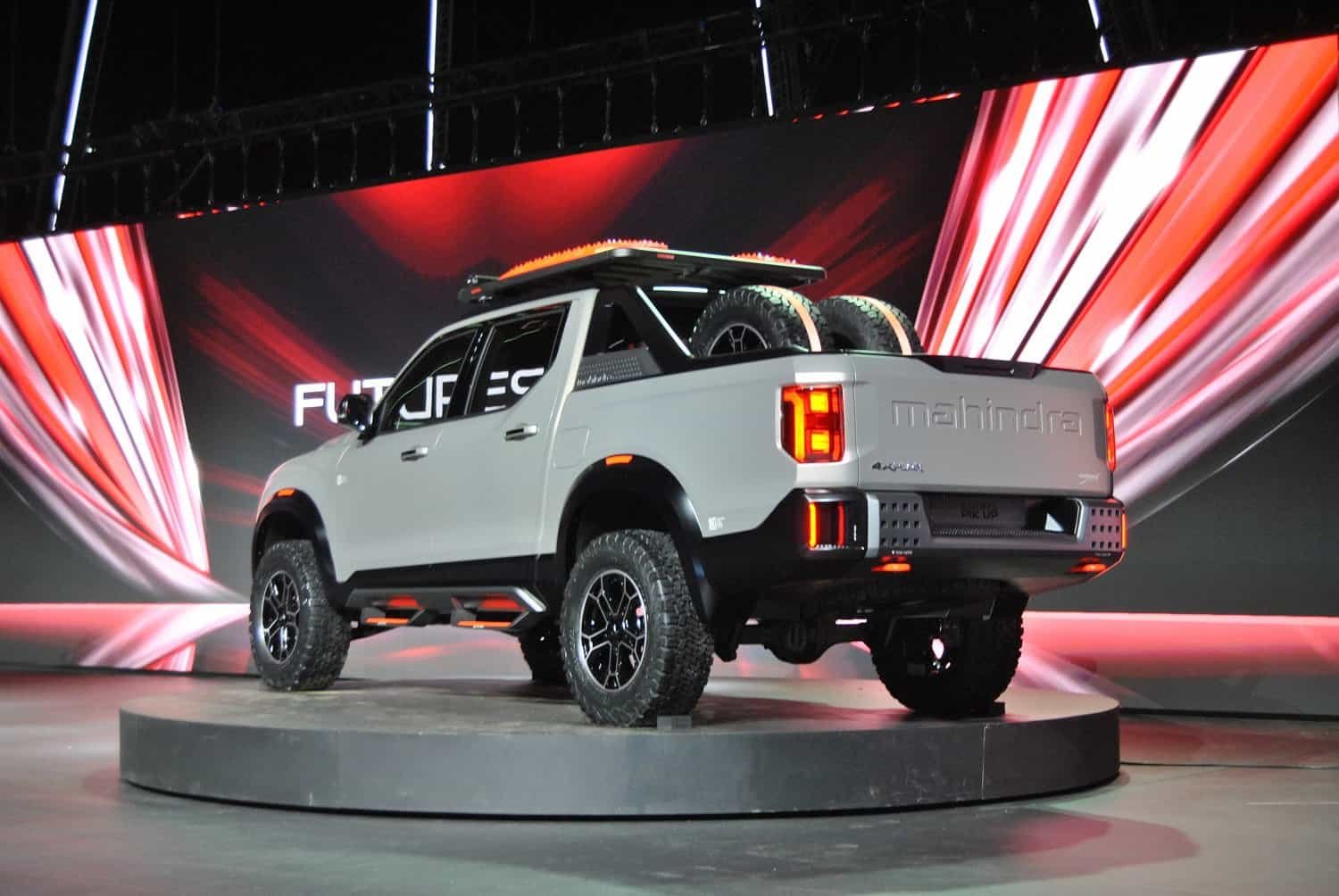Mahindra officially reveals concept Global Pik Up bakkie