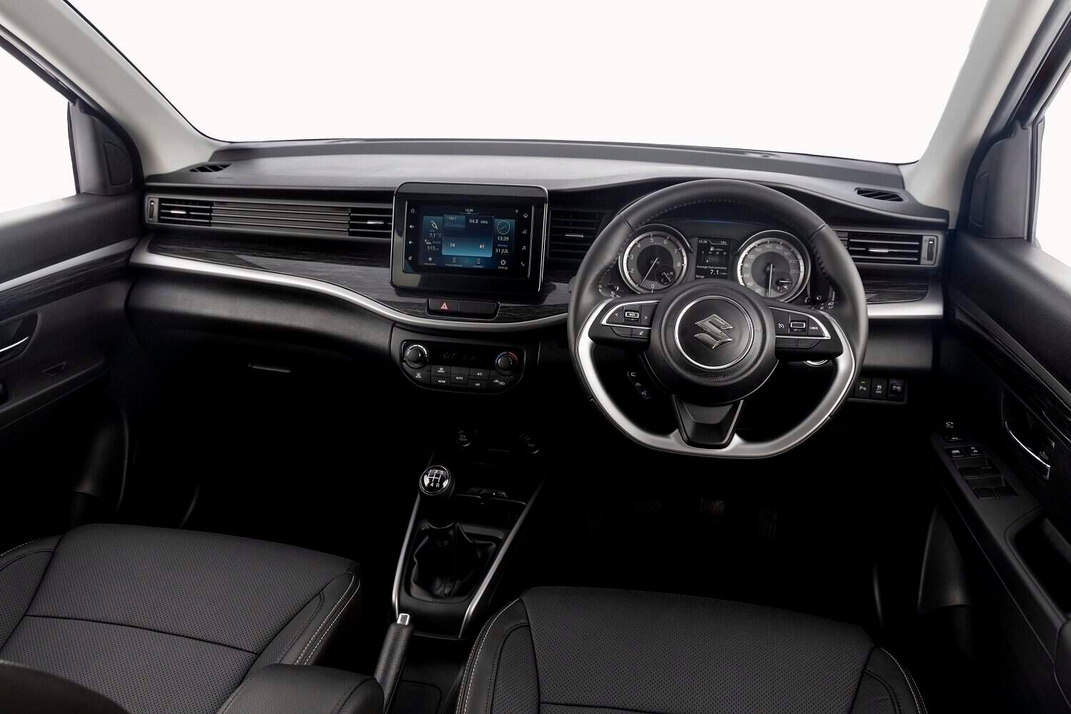 Suzuki reveals South African pricing for new XL6