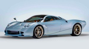 Pagani Huayra Codalunga