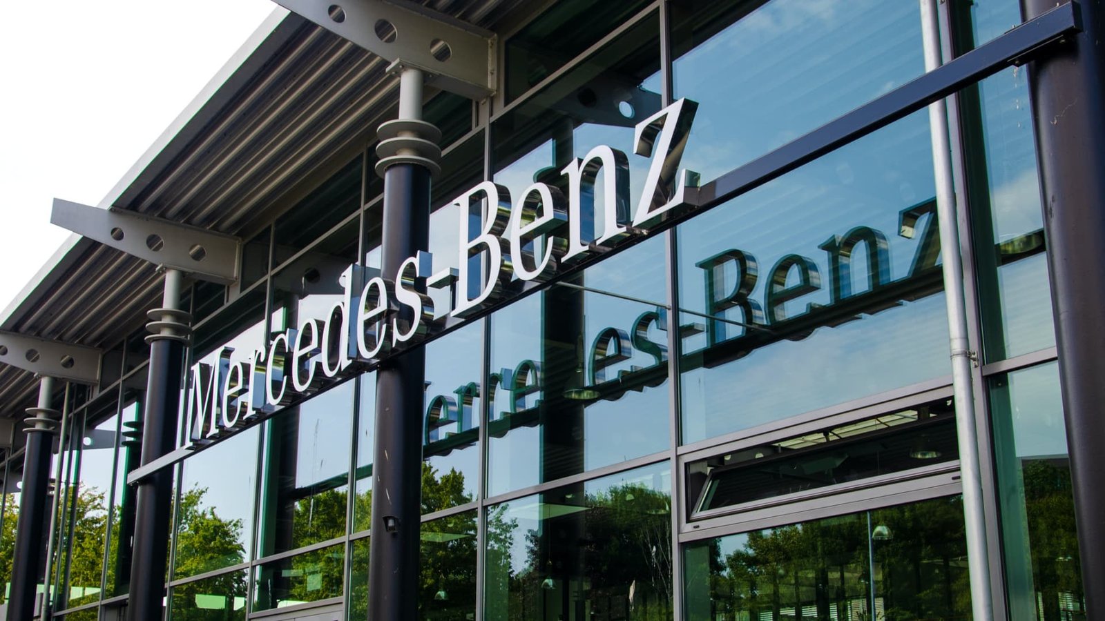 Mercedes-Benz wins landmark court case, dealers say law needs to change