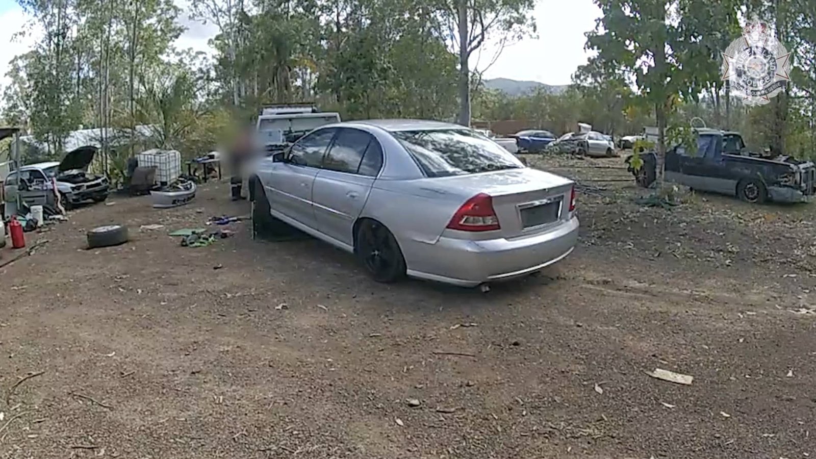 Queensland Police arrest two teenagers, seize cars in anti-hoon crackdown