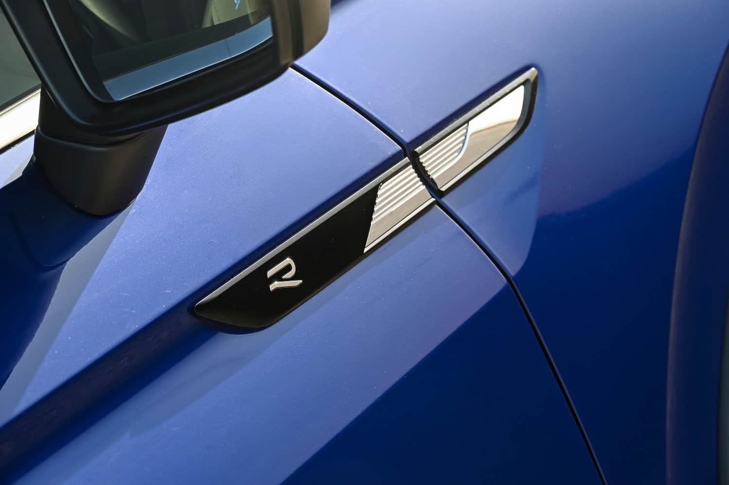 Volkswagen carrying Golf R into the electric era