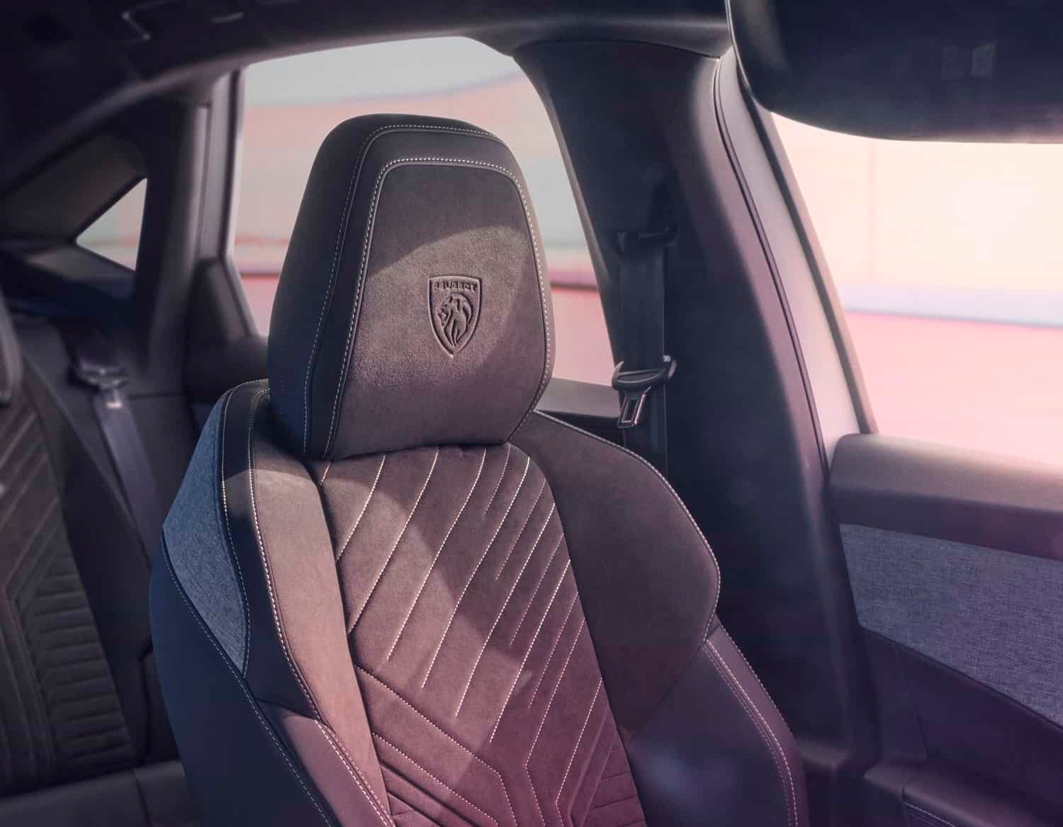 New electric only Peugeot E-3008 revealed