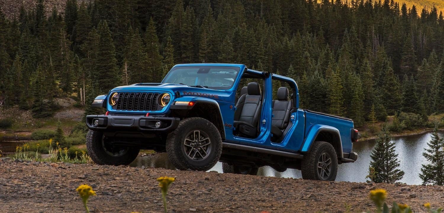 Facelift Jeep Gladiator shows itself in Detroit