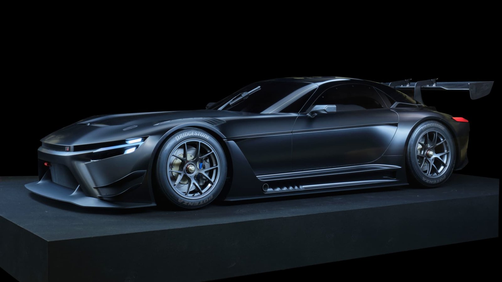 Video: Lexus LFR GT3 race car spied testing with thundering twin-turbo V8