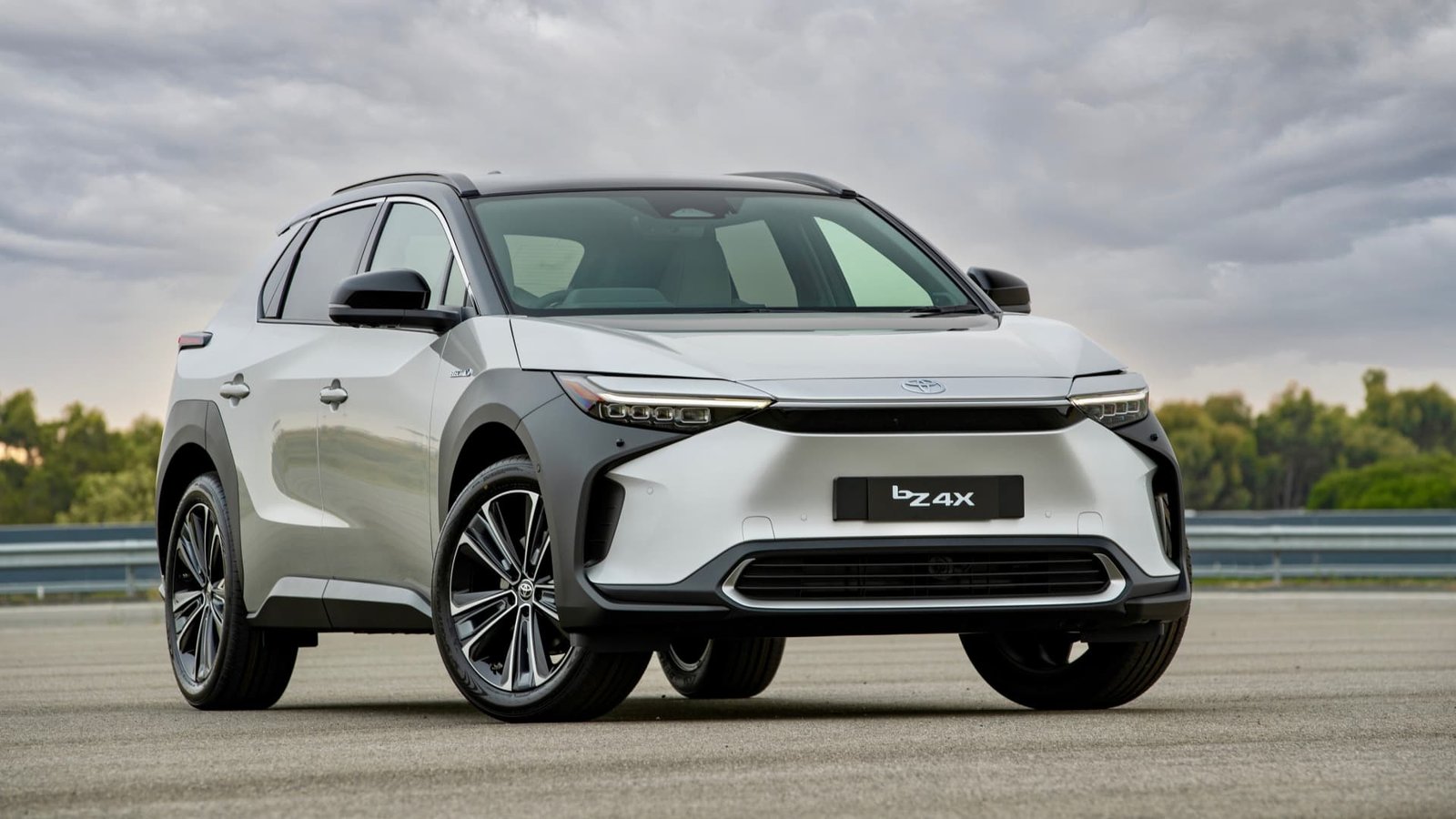 Toyota poised to ramp up electric-car production to one-in-three vehicles by 2030