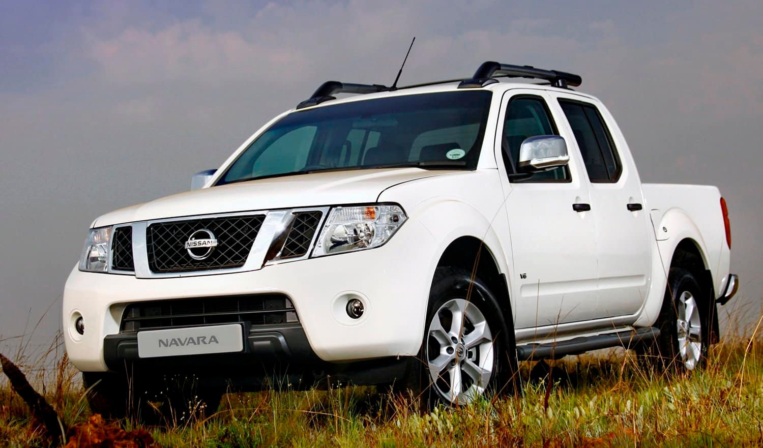 Nissan points to 2025 as reveal year for next Navara