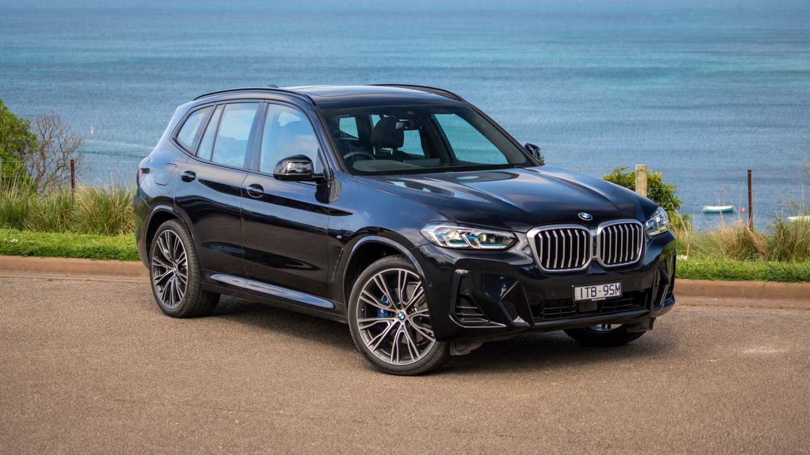 Two popular premium SUVs – but one has the upper hand