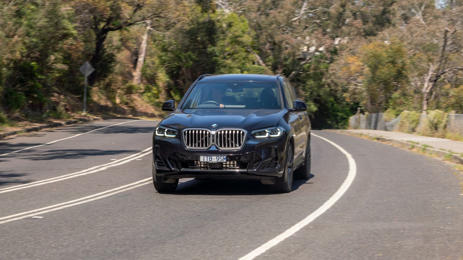 Two popular premium SUVs – but one has the upper hand