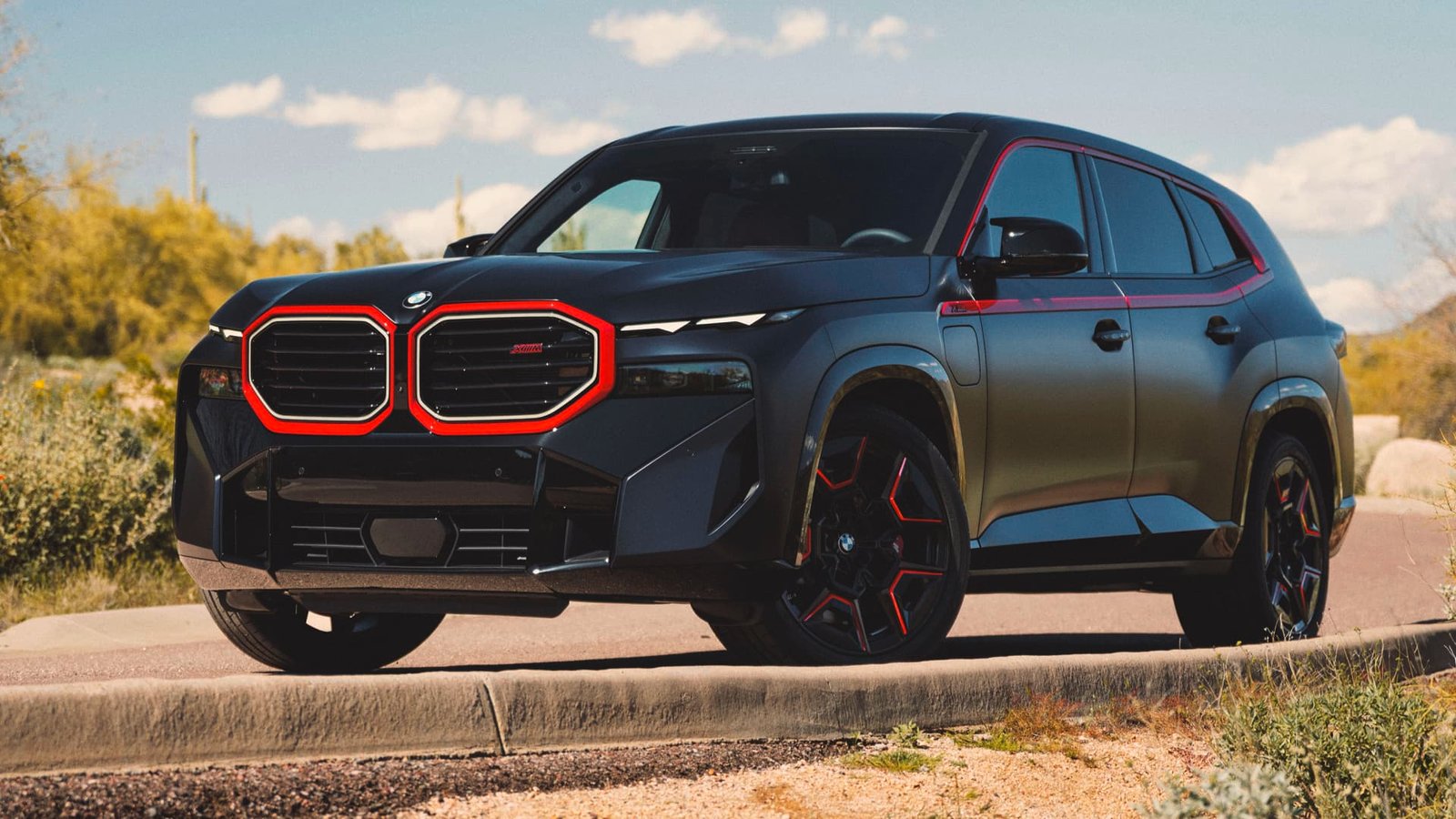 Video: BMW XM crashes attempting to set Pikes Peak hill-climb race record